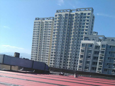 深圳一小区屋顶防水上演“步步惊情”